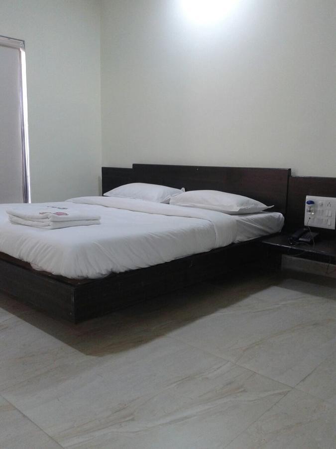 Safari Hotel & Resort Somnāth Δωμάτιο φωτογραφία
