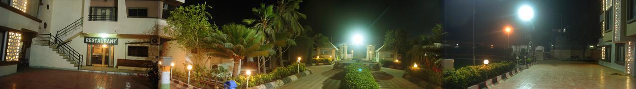 Safari Hotel & Resort Somnāth Εξωτερικό φωτογραφία