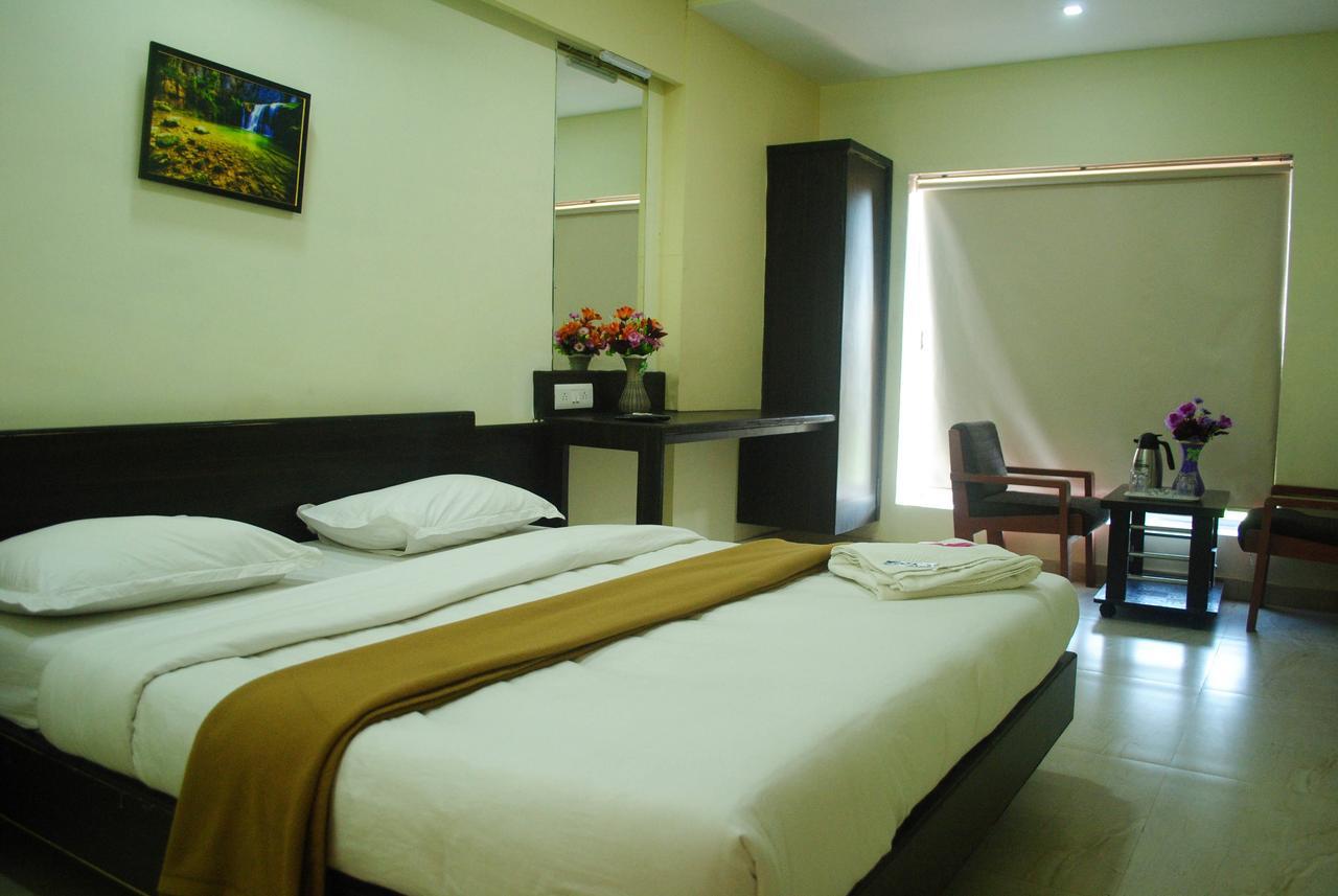 Safari Hotel & Resort Somnāth Εξωτερικό φωτογραφία